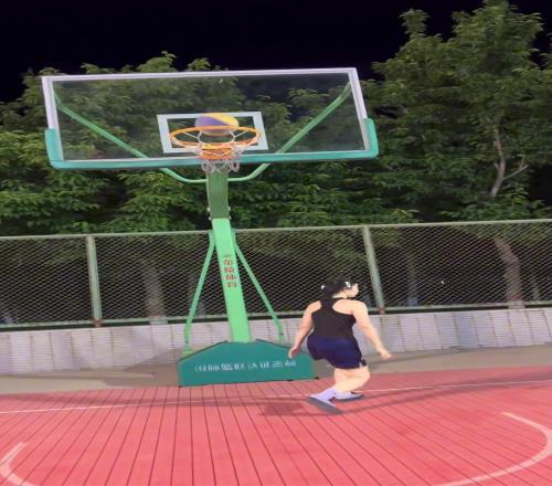 不是,美女!这么干脆就把我拿下了