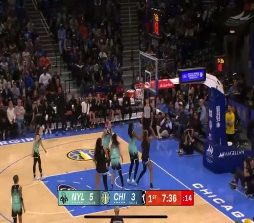 今天8中0!安吉尔里斯篮下连续上丢+吃帽,这也太离谱了