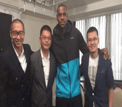 杨毅:老詹架子最大!苏群回应:可能有商业活动推迟KD也迟到