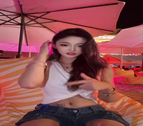 這也是女足運(yùn)動(dòng)員啊這反差誰敢信這是個(gè)守門員??！