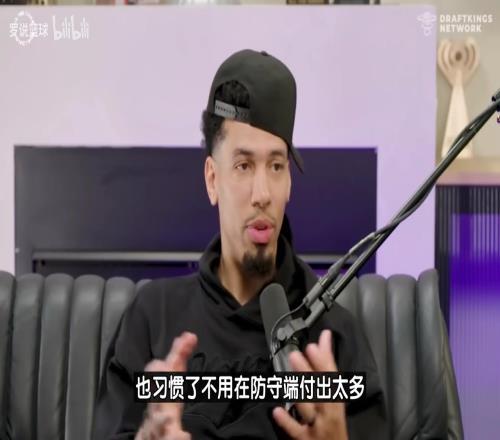 铁林:詹姆斯东契奇无法夺冠!防守端缺漏太多&习惯于不怎么付出