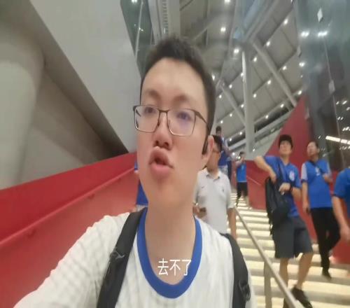 申花球迷远征日记:FIFA病毒再现,申花迷失深圳