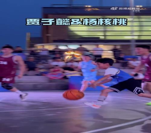 周琦to杨毅儿子和贾磊女儿:北京明年夺冠,就指着你们俩了