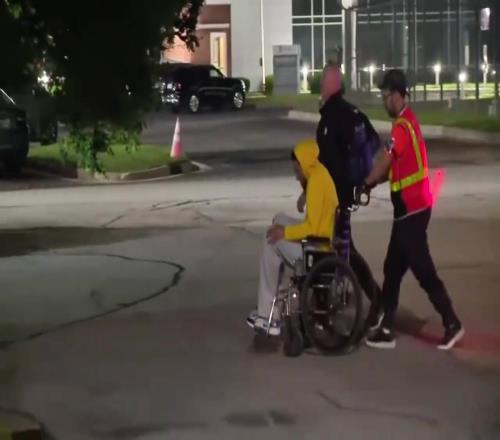 哈里伯頓雖然被推著走，但是受到了雷霆所有球迷的尊重...