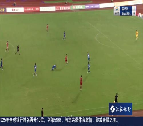 停球，晃倒防守球員，踩單車，打門！這是業(yè)余球員中T0級(jí)別了吧