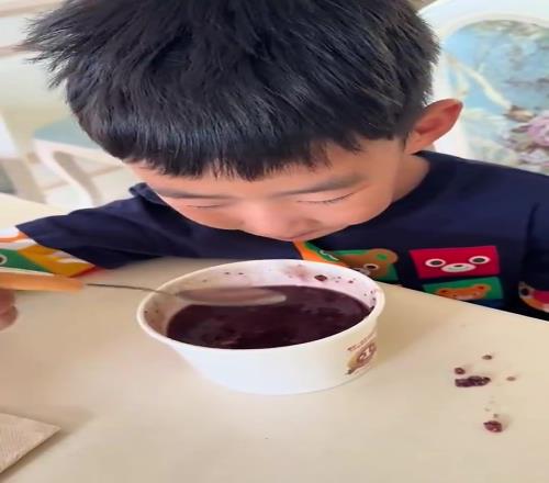 周琦儿子此前想到曾凡博受伤放声痛哭:我心都碎了