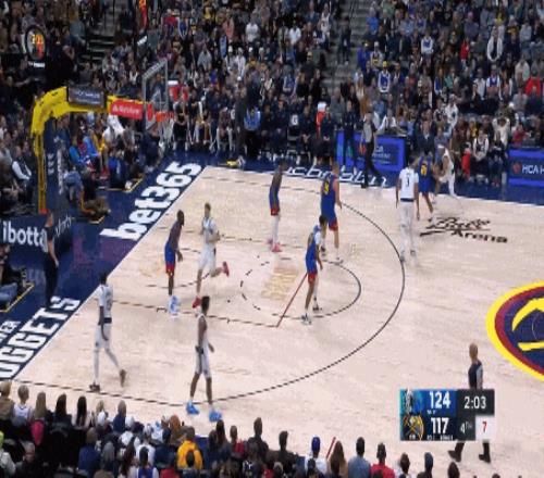 试训20支球队,落选,成为NBA新秀助攻王