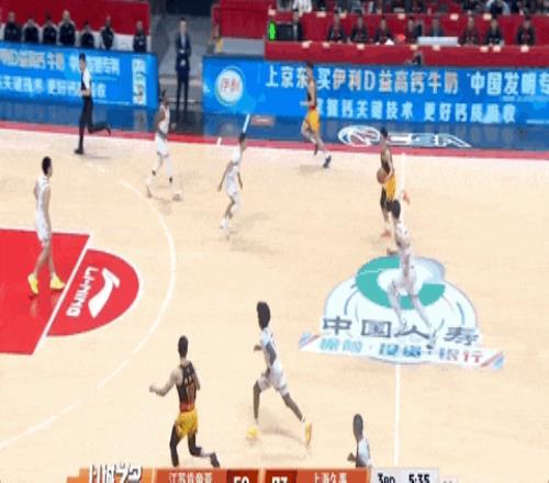 26岁广西球王，在质疑声中成为本土得分王