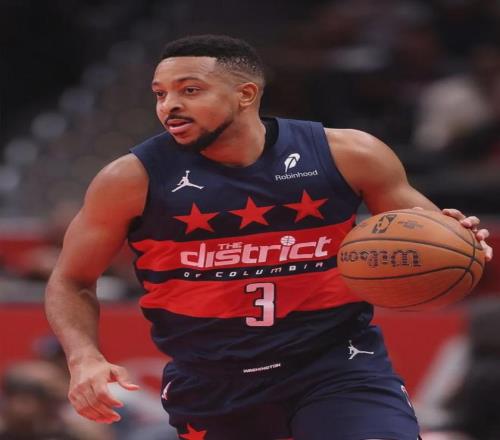 你是个好球员,我们就拿你交易吧