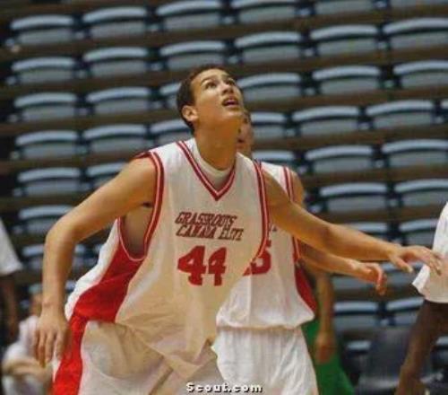 帶著母親遺愿戰(zhàn)斗12年,交易添頭成了隊魂