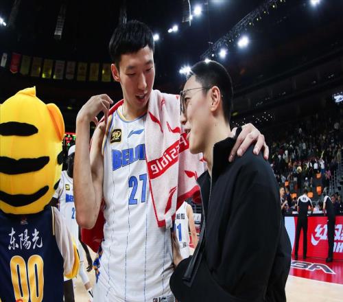 赵睿阻击徐杰!曾凡博复出,周琦压制焦博乔,杜锋拒绝赛季首败