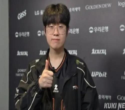 Zeus：訓練賽打得不好，彼此的想法差異很大