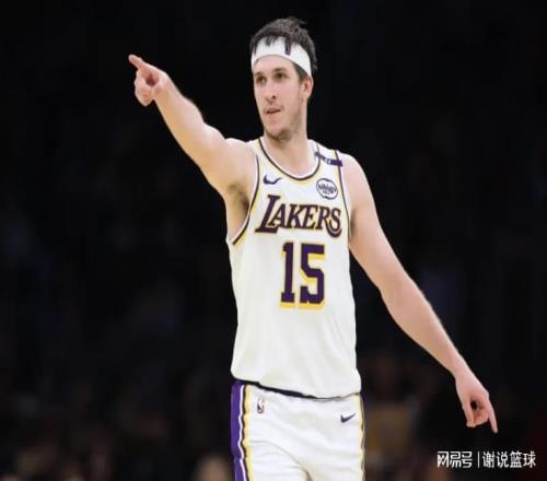 湖人客战东部劲旅,里夫斯接近复出,两原因让紫金军被看衰