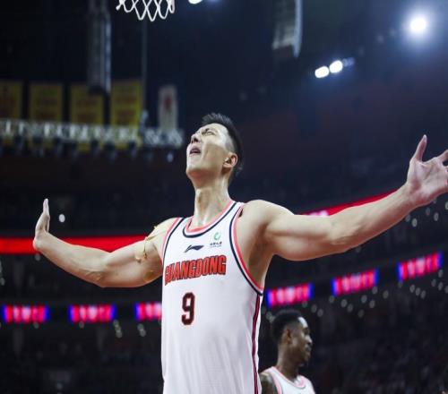 易建聯獲稱讚！男籃國手：他肯定是CBA曆史最佳，風波1年仍未複出