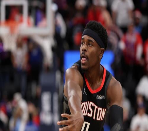 火箭已弃用1人30岁射手2场遭雪藏,泰特取而代之,今夏难留队