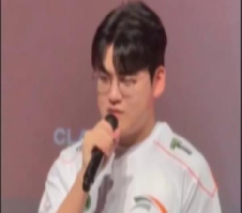 Gumayusi：至臻皮膚會做女槍，蕓阿娜做的可愛一些