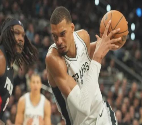 文班亚马脑震荡出战成疑，马刺G3悬了