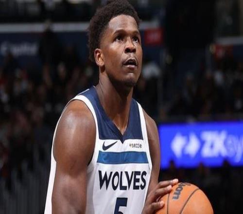 愛德華茲25歲前投進1200+三分NBA歷史首人