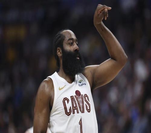 出战成瘾!哈登手指骨折!但还想继续比赛!