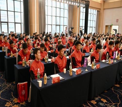 2026赛季中超联赛来了！成都蓉城举行新赛季出征仪式