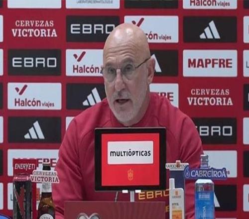 德拉富恩特:我们和巴萨的关系很好卡瓦哈尔能赶上世界杯