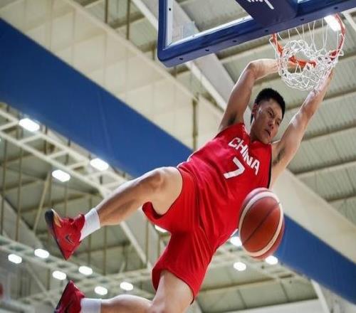 国家队征程“屡战屡败”!上海24岁锋线这一次能冲击最终12人吗