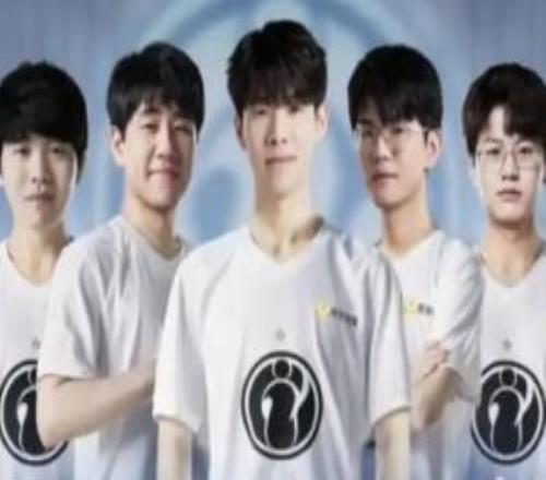 欺负UP没粉丝理性讨论如果今天受影响的是iG或者其他流量队,比赛会不会直接延期