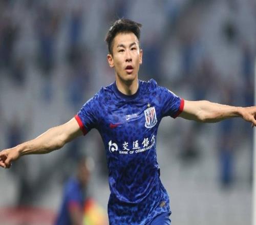 传奇落幕!于汉超真的要退役了,斯卢茨基:明年他加入申花教练组