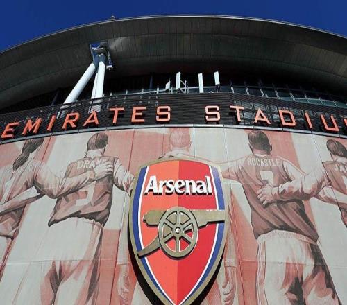 按照英超球队表现看,积分榜第一的阿森纳注定要夺冠,而且没对手