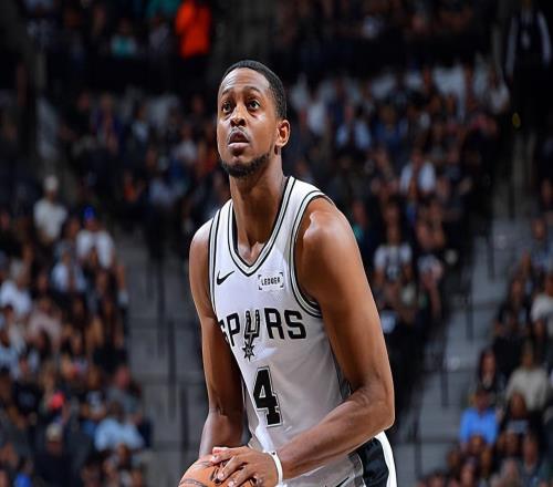 20年間隻靠他才進了1次季後賽，結果國王還非要將他送走