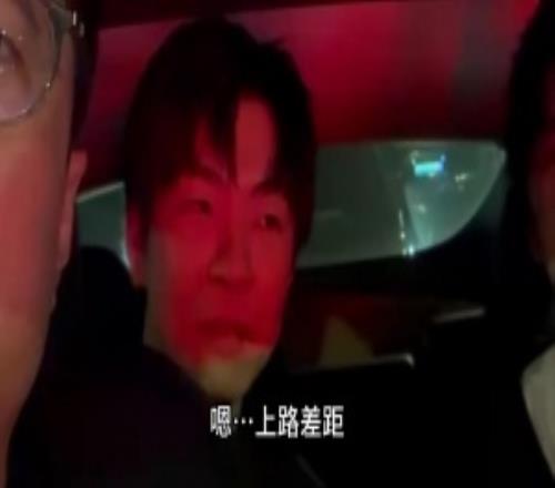 米勒赛事速递更新LangX:上路差距!Zeus把我兄弟给坑了