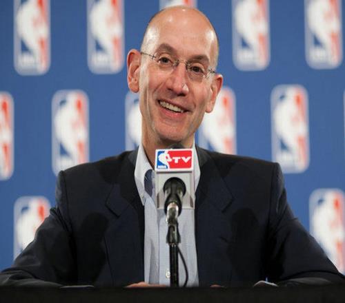 蕭華野心藏不住了，NBA季后賽將迎歐洲球隊(duì)！但詹姆斯第一個(gè)反對