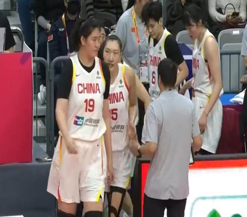 中国女篮8676第二胜!数据一目了然,不是张子宇,最大功臣是她