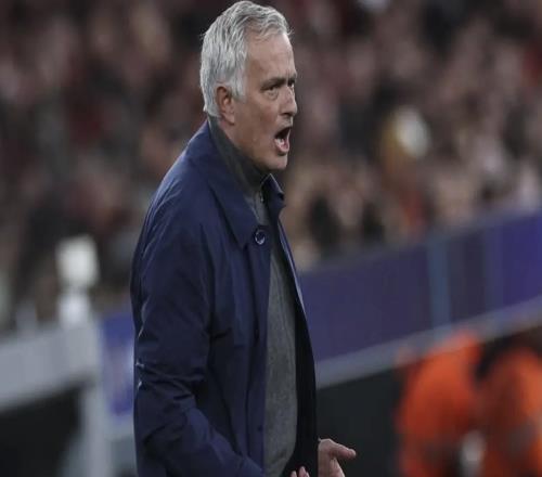 穆帅:维尼修斯跟我说一套,普雷斯蒂安尼又说另一套