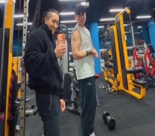 每日任務getGumayusi分享健身打卡動態