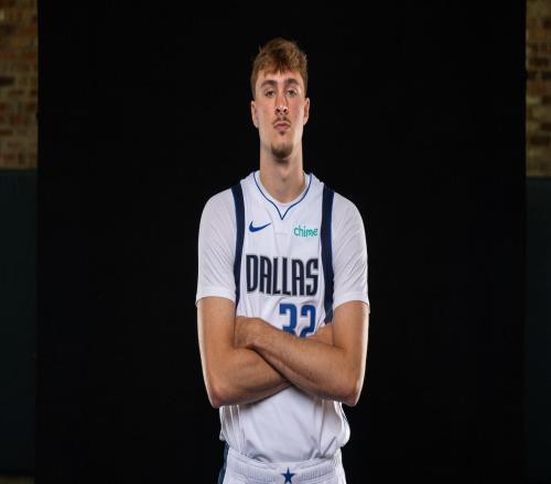 18岁弗拉格缔造NBA历史神迹!疯狂数据,连詹姆斯都未曾达成