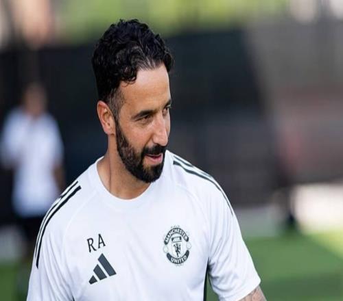 记者:马奎尔、德利赫特和谢什科缺席训练,杰克弗莱彻参与