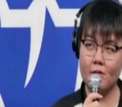 369：打KT全方面都没有做得很好希望今年LPL能夺冠