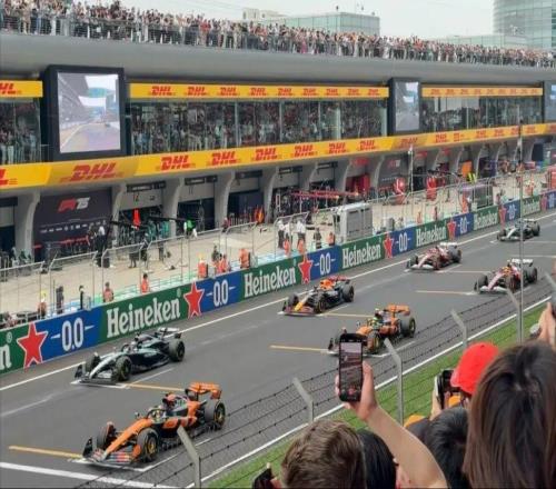 Summary從屏幕到賽道：紀錄片如何推動F1粉絲擴張