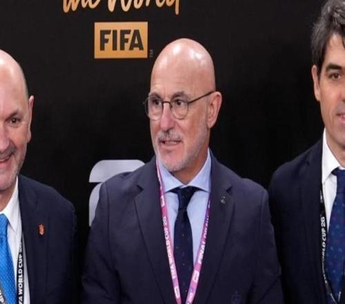 世体:因患严重流感,德拉富恩特无缘现场观战西班牙超级杯