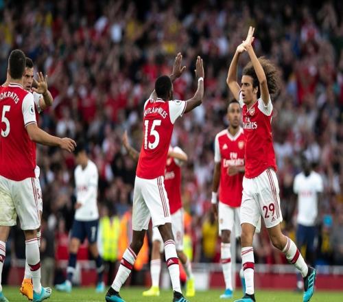 32让英超大乱!曼联找出阿森纳弱点,曼城紧追不舍,联赛又不稳