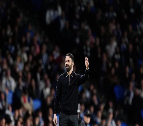 阿莫林“下课”,曼联寻找新主帅