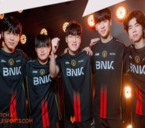 韩网粉丝看BFX被G2横扫：游回来，你们这些尅谁颗牙！！就该让T1来！