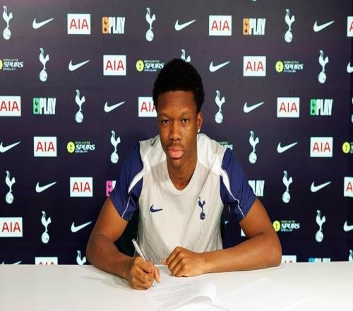 官方:切尔西17岁边锋维达菲尔伯特永久转会加盟热刺