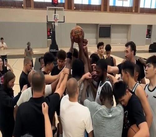 廣州vs馬刺前瞻：陳國豪領(lǐng)銜本土陣容征戰(zhàn)NBA季前賽文班有望登場(chǎng)