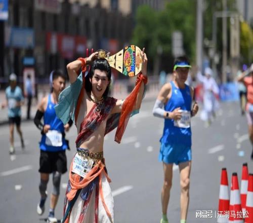 奇裝異服靠邊站！干凈馬拉松時代來了