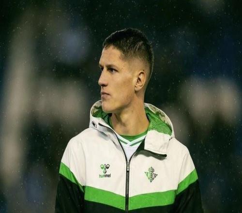 罗马诺:加拉塔萨雷正和贝蒂斯就引进阿尔蒂米拉展开谈判