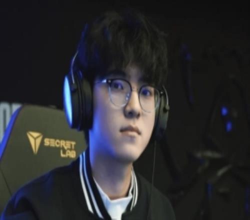 加入WBG擔任上單，Zika轉發官宣消息：兄弟們一起加油