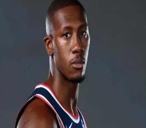 快船输76人1喜3忧!2小将打出价值,邓恩攻守全崩,内外防守拉胯