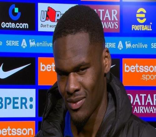 博尼:如果我选择单干就必须进球,否则队友们会杀了我